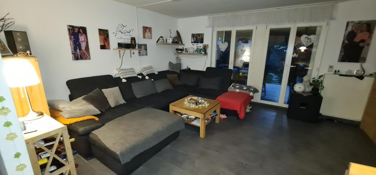 Appartement Gemuetliches Gaestezimmer An Der Bergstrasse Hessen à Alsbach-Hähnlein Extérieur photo